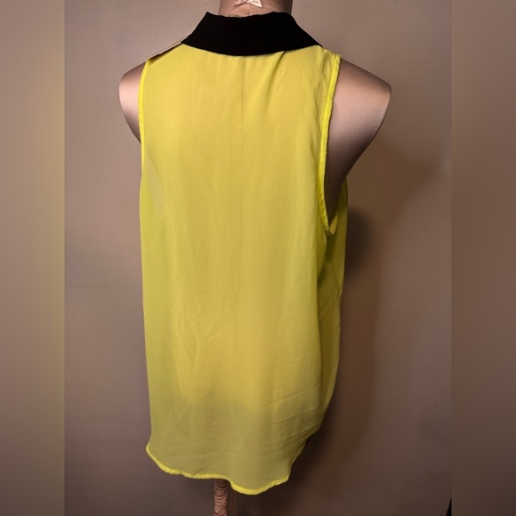 Decree Neon Yellow Top with Black Accents - Picture 3 of 3